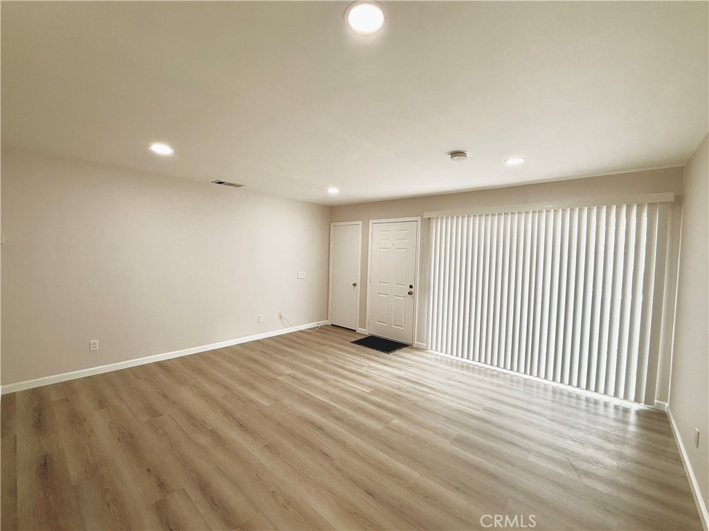 1516 Mccabe Way Property Photo 3
