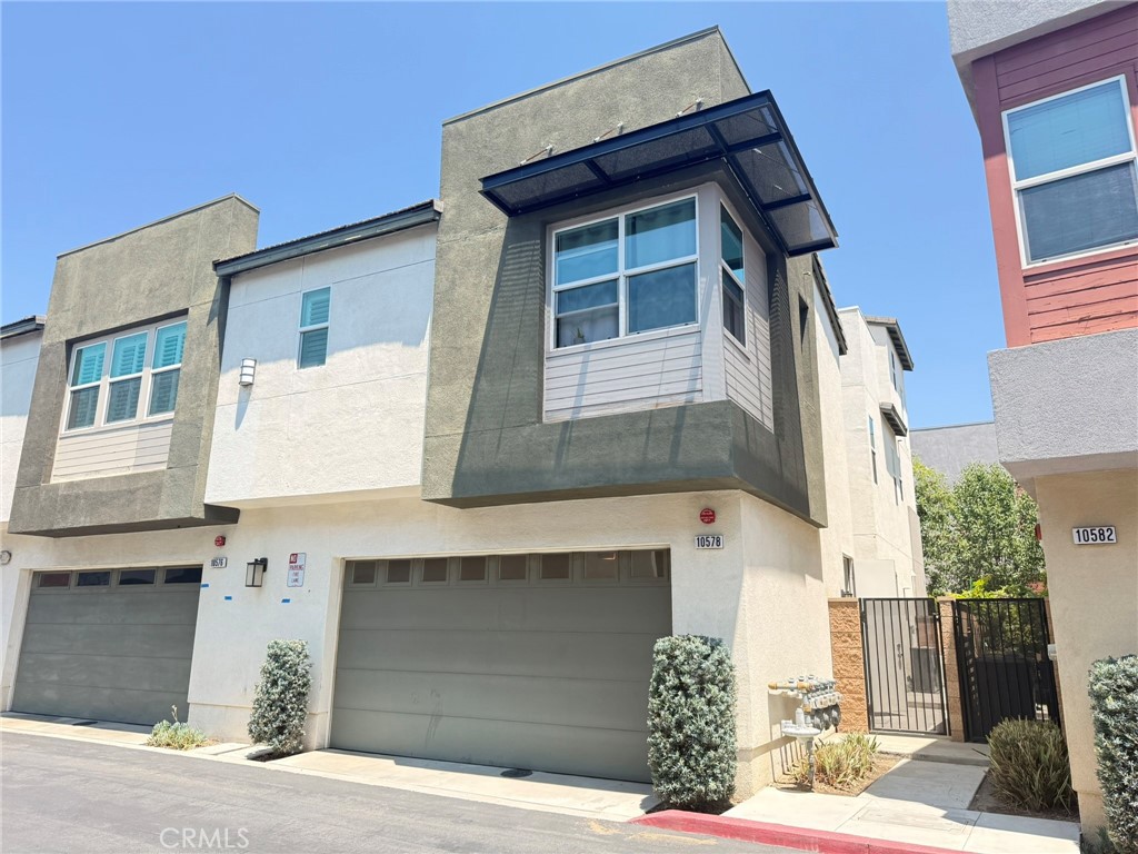 10578 Wells Drive Property Photo 1