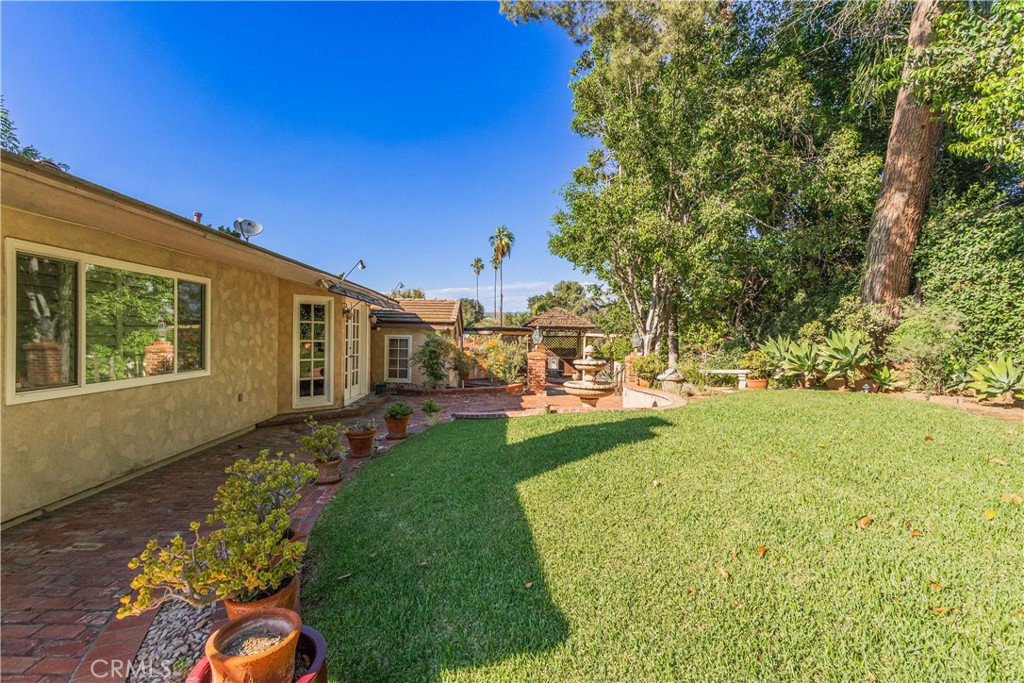2120 Las Lomitas Property Photo 42