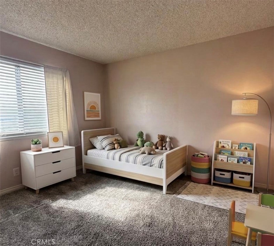 2732 E Melissa Property Photo 5