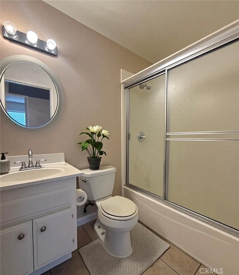2732 E Melissa Property Photo 7