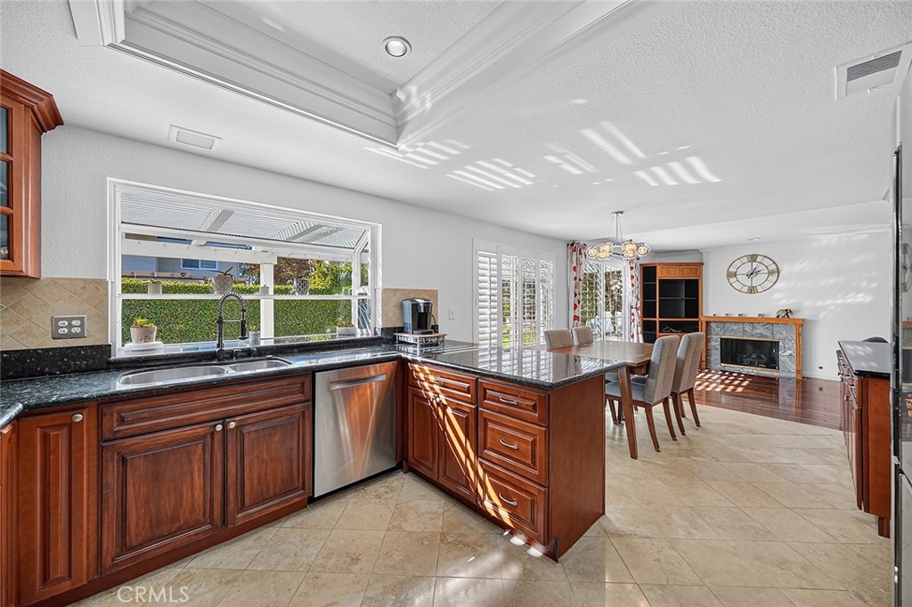 1307 Eltham Property Photo 14