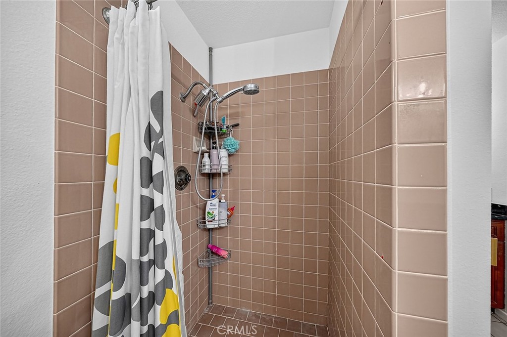 1307 Eltham Property Photo 30
