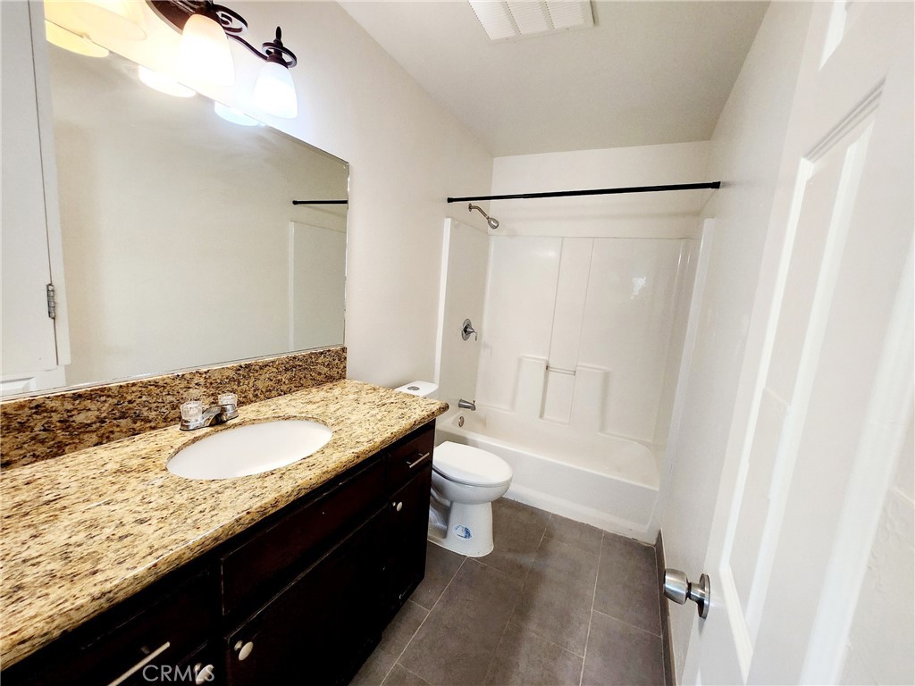 115 W Sunkist Street Property Photo 8