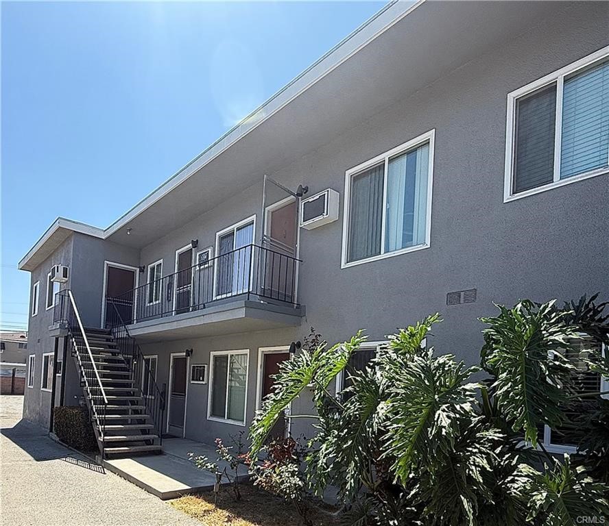 1420 Benito Avenue 4 Property Photo 1