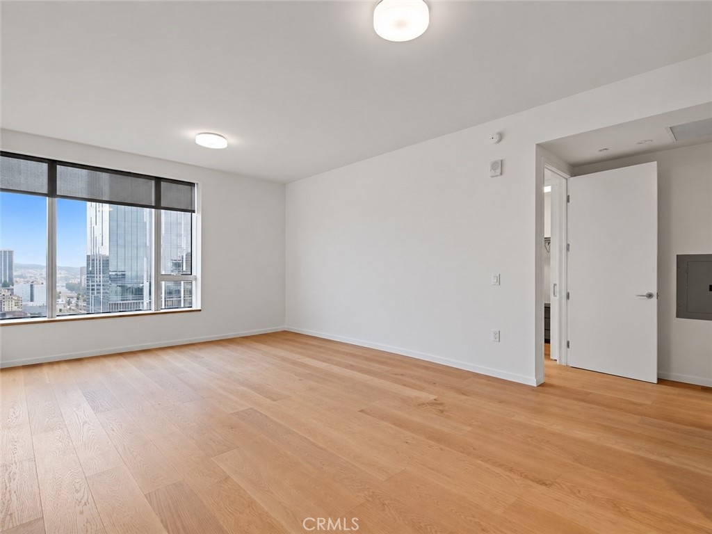 889 Francisco Street 2910 Property Photo 6