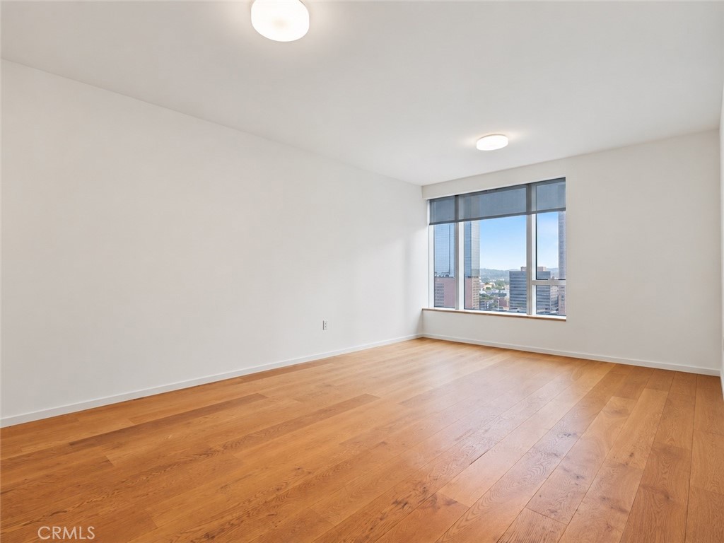 889 Francisco Street 2910 Property Photo 8