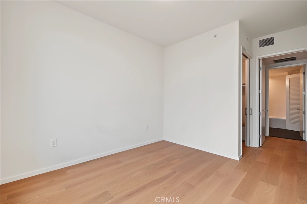 889 Francisco Street 2910 Property Photo 10