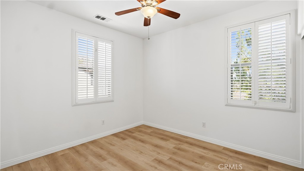 827 The Promenade F Property Photo 23