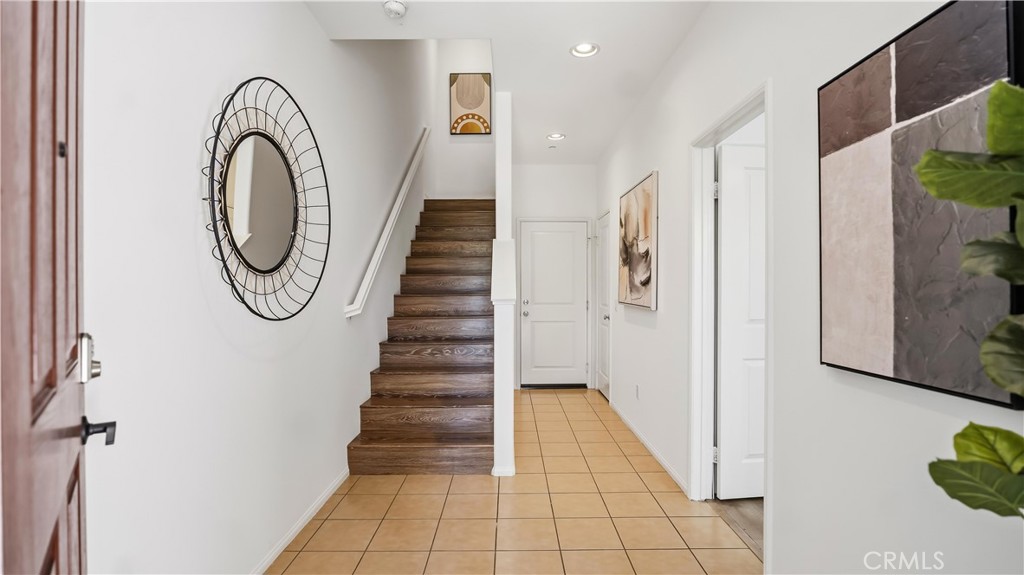 827 The Promenade F Property Photo 33