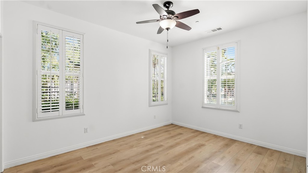 827 The Promenade F Property Photo 36