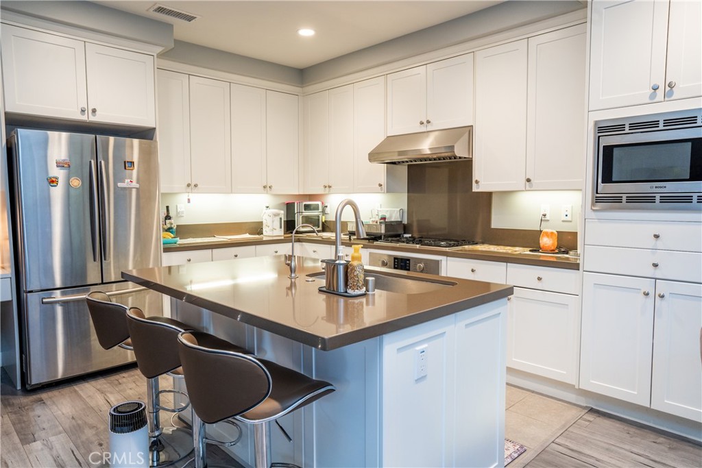109 Full Sun Property Photo 10
