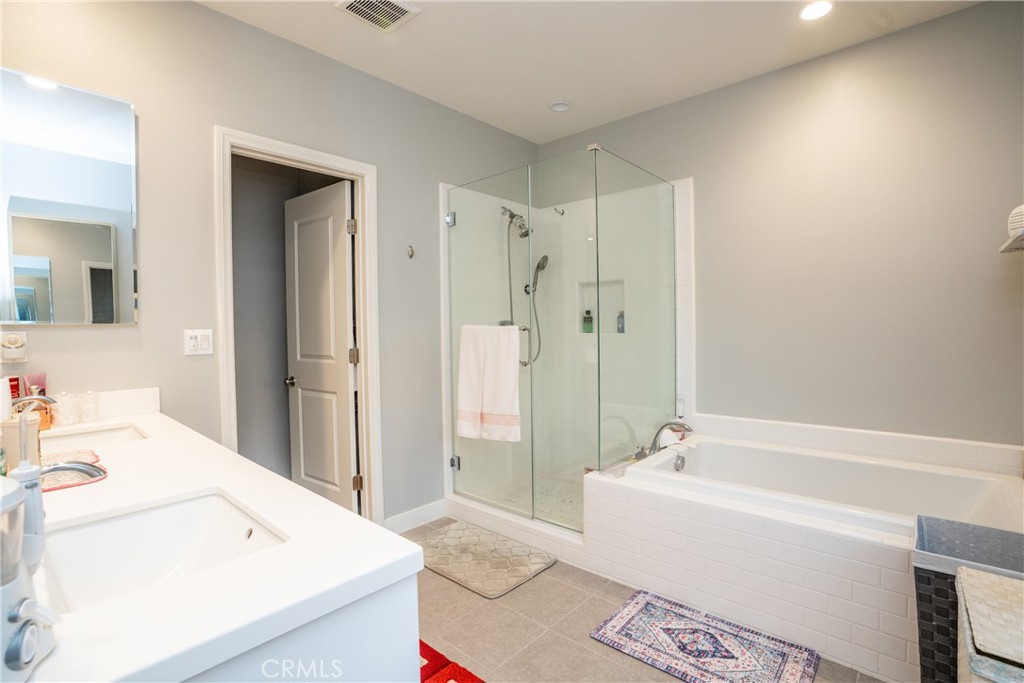 109 Full Sun Property Photo 14