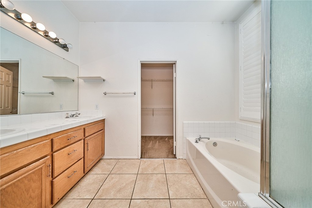 14729 Foxfield Lane Property Photo 25