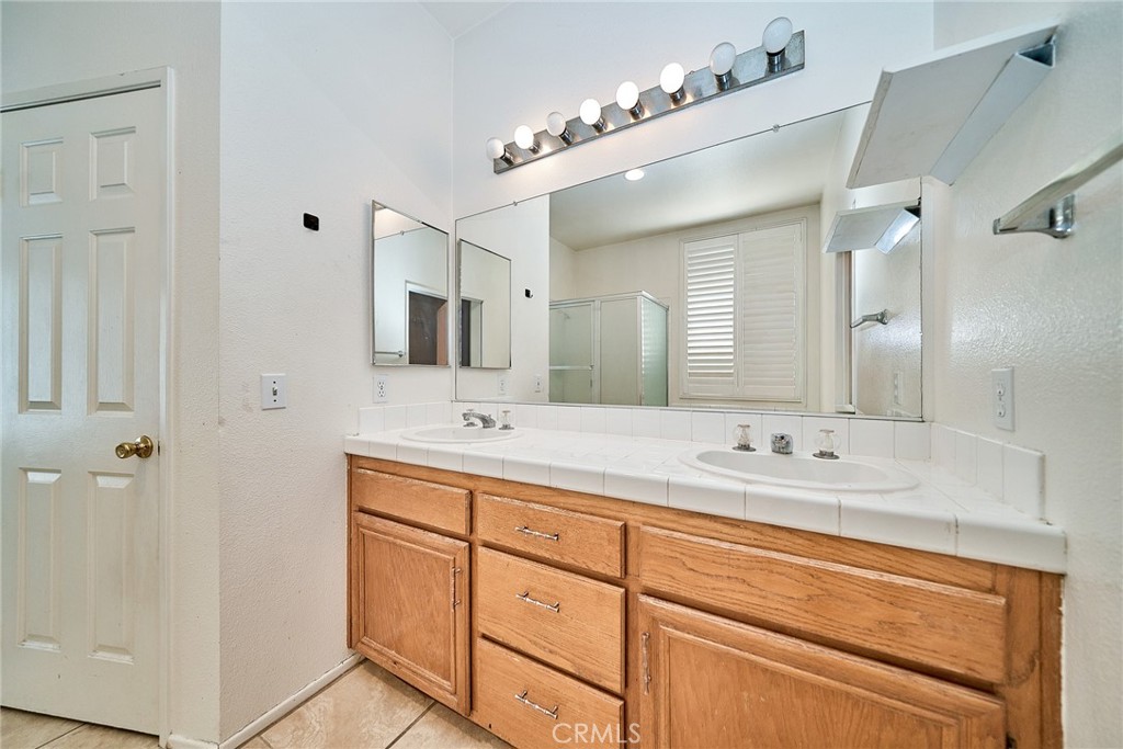 14729 Foxfield Lane Property Photo 26