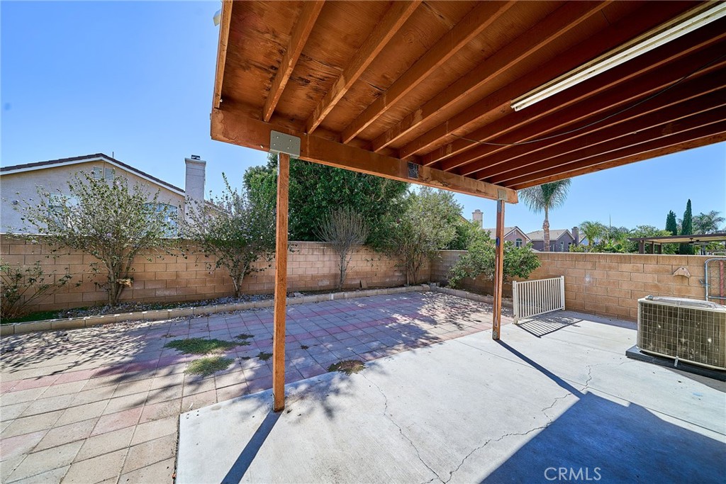 14729 Foxfield Lane Property Photo 37