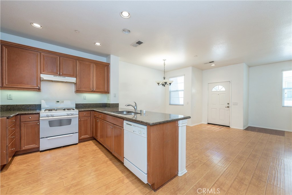 13567 Mashona Avenue Property Photo 10
