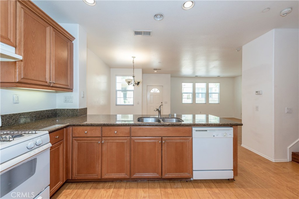 13567 Mashona Avenue Property Photo 12