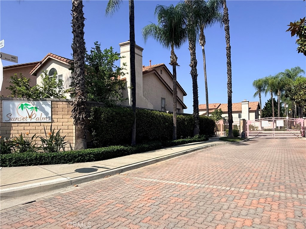 1532 Tradewinds Property Photo 4