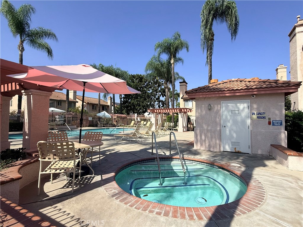 1532 Tradewinds Property Photo 8