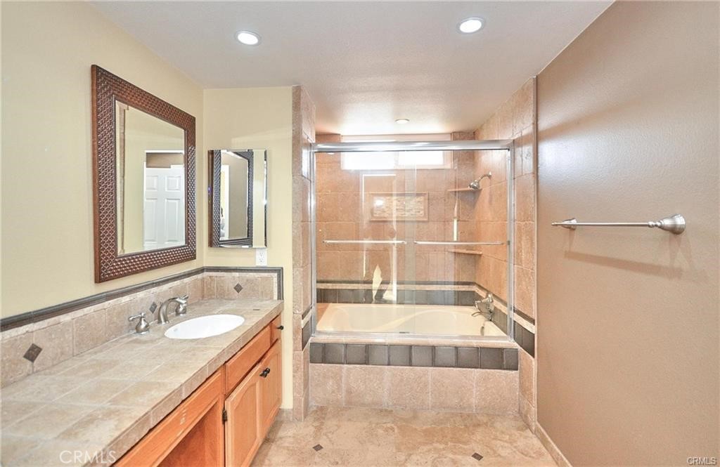 21460 Via Espana Property Photo 25