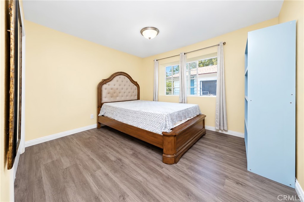2522 Strathmore Property Photo 21