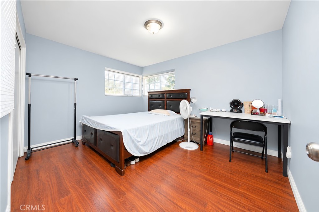2522 Strathmore Property Photo 31