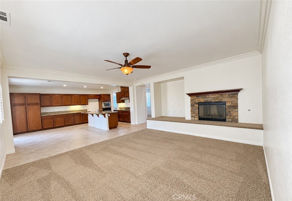 13773 Deerpath Circle Property Photo 9