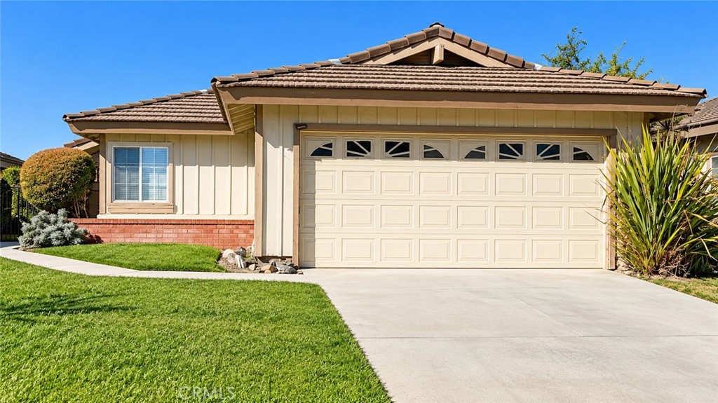 30485 Iron Bark Court Property Photo 2