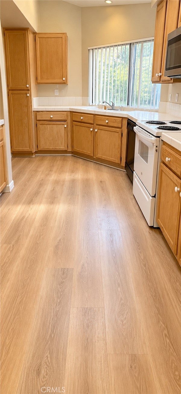 30485 Iron Bark Court Property Photo 5