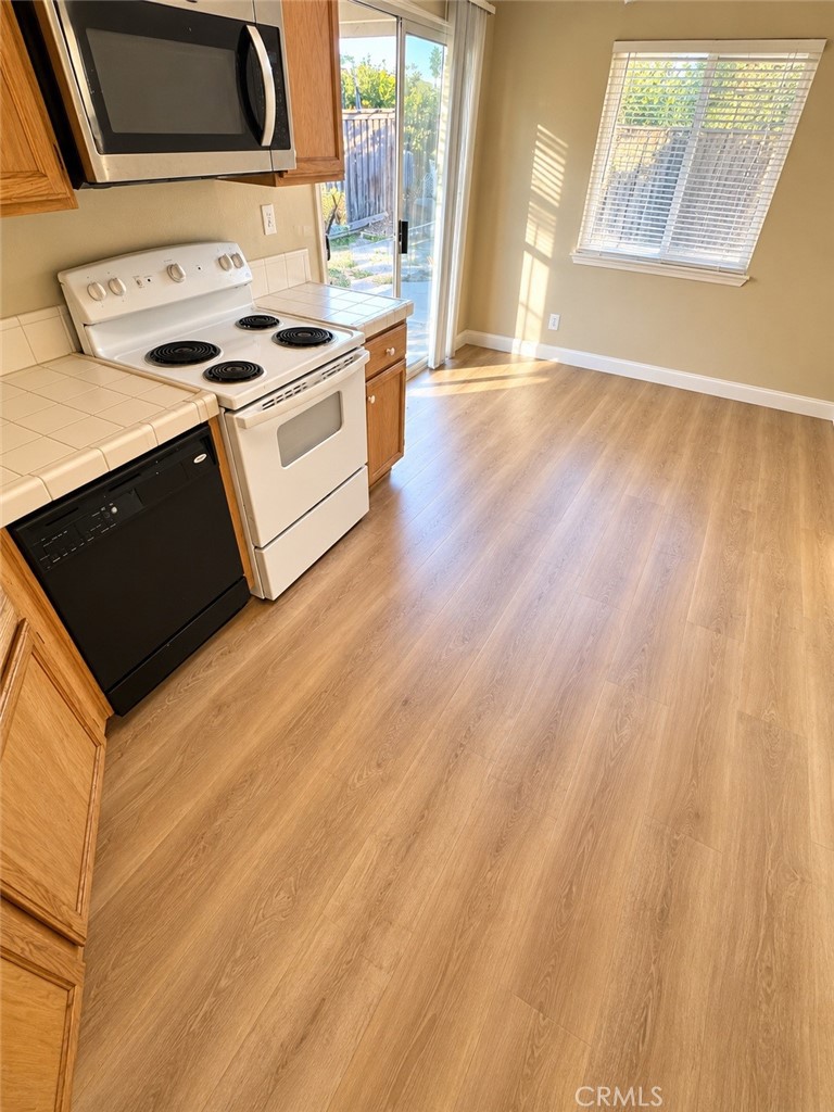 30485 Iron Bark Court Property Photo 6