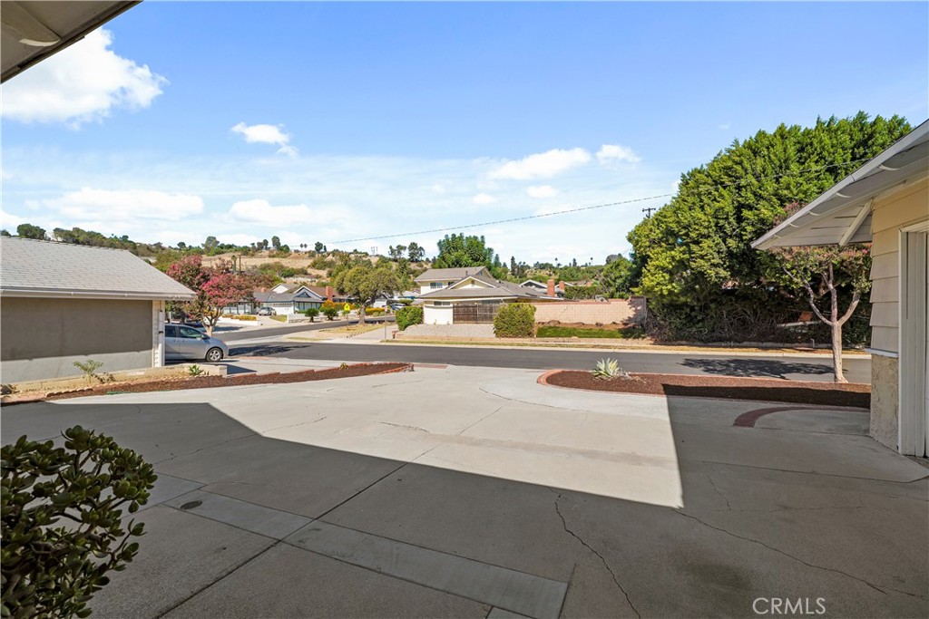 1408 Cranmer Drive Property Photo 3