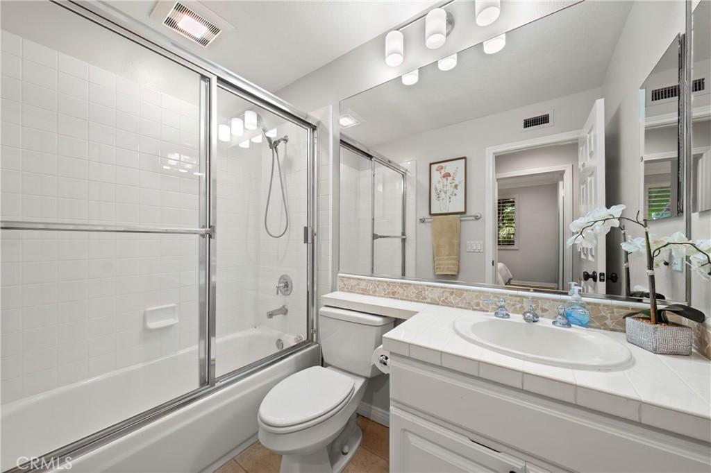 25 Garnet Property Photo 12