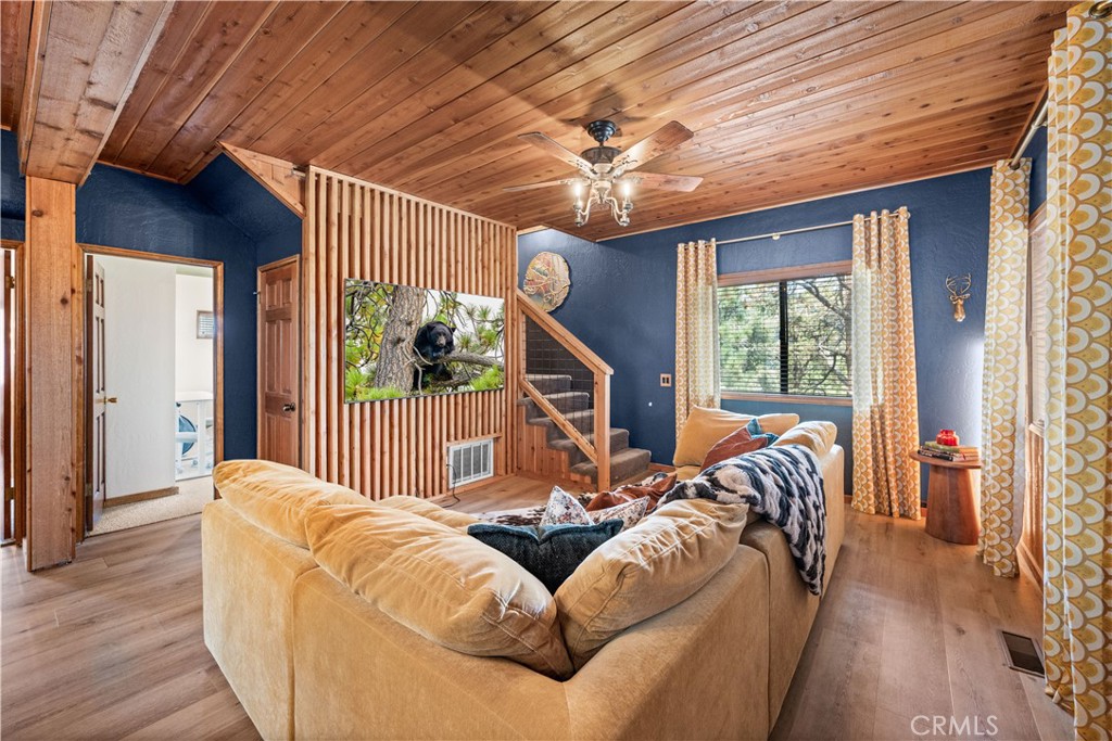 205 E Starr Drive Property Photo 16