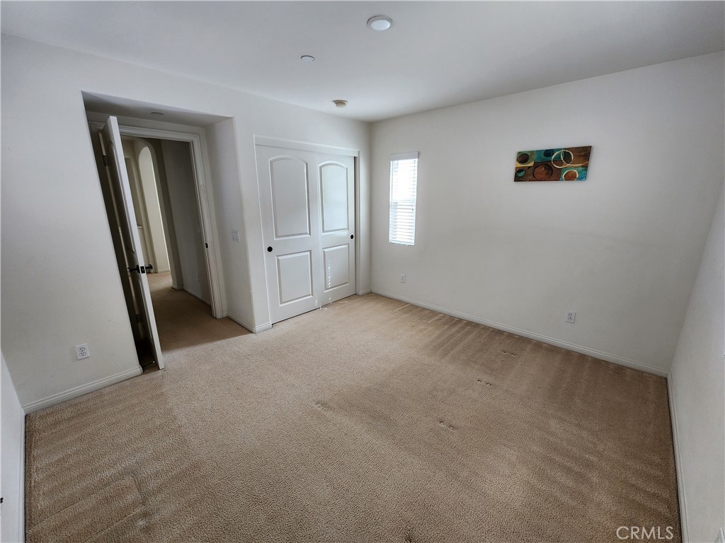 926 Terrace W Property Photo 8