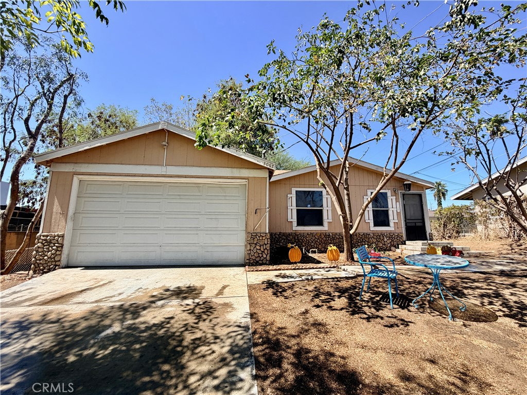 3067 Carl Property Photo 5