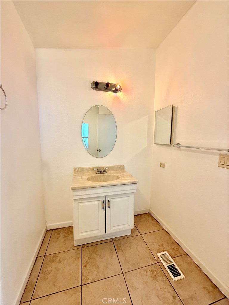 3067 Carl Property Photo 17