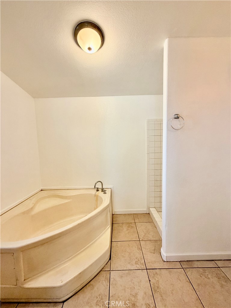 3067 Carl Property Photo 18