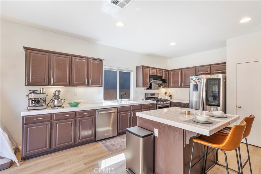 12947 Oakdale Property Photo 11