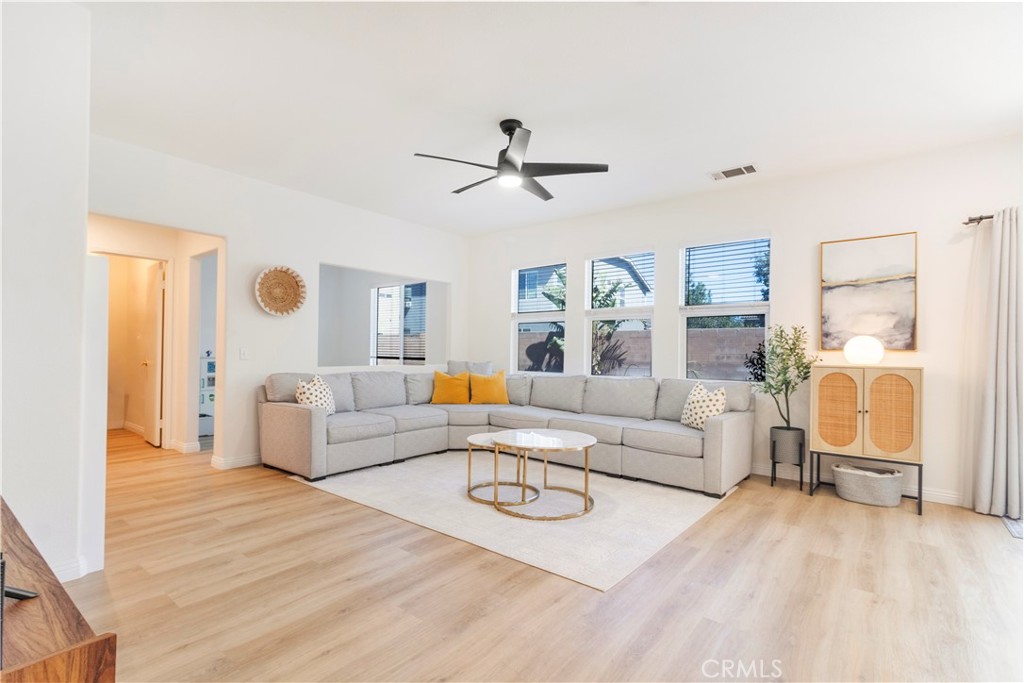 12947 Oakdale Property Photo 17