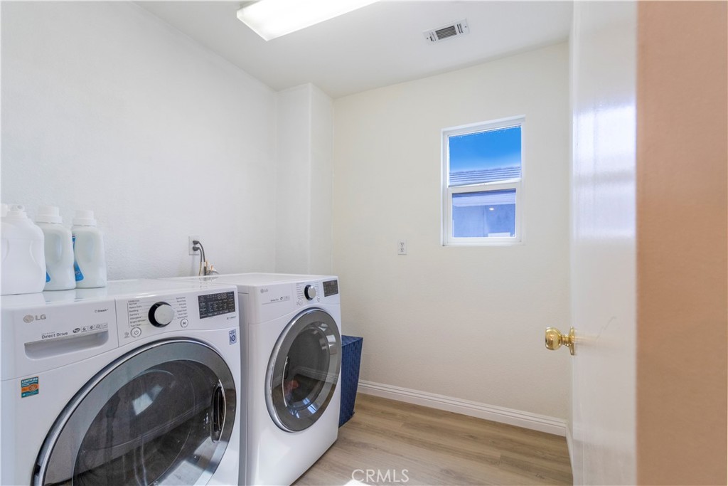 12947 Oakdale Property Photo 37