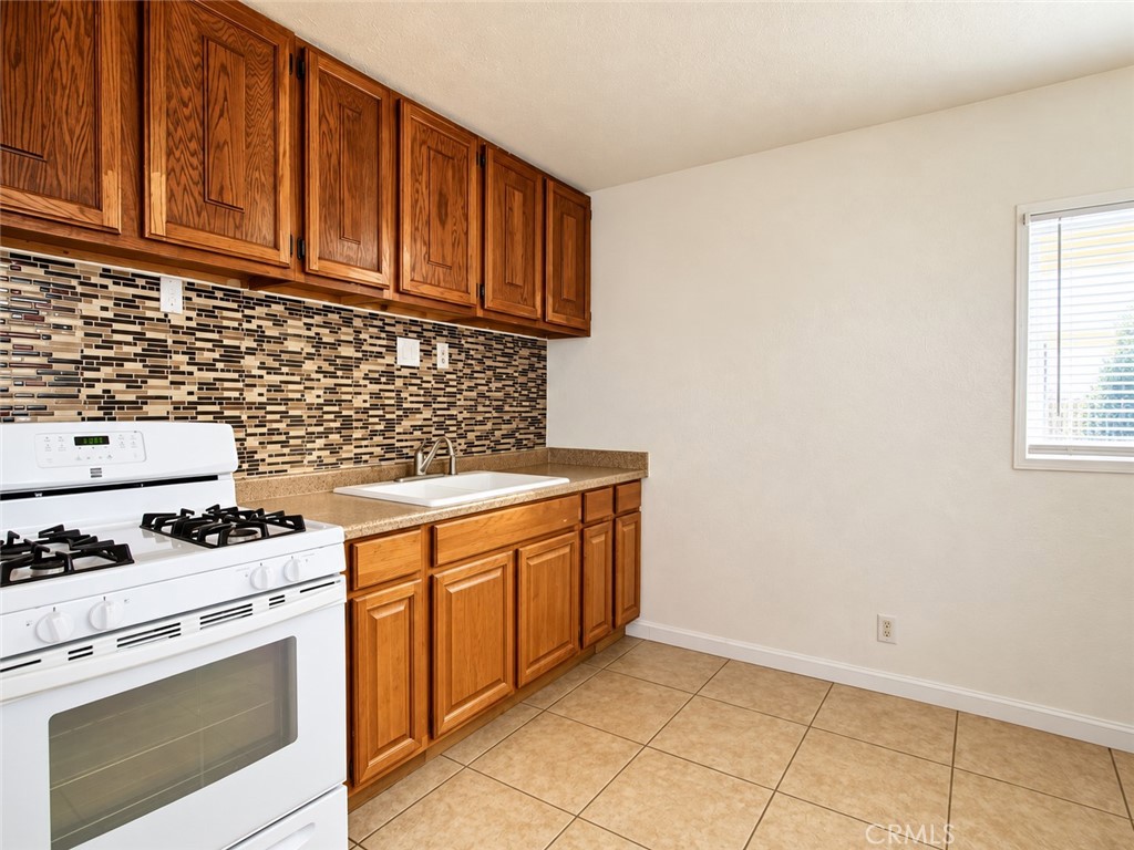 10878 Crowther Lane Property Photo 10