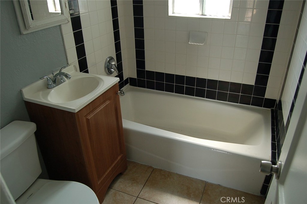 422 W Palm Street 424 1/2d Property Photo 8