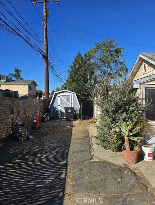814 E E Street Property Photo 2