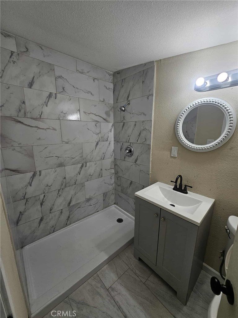 814 E E Street Property Photo 12