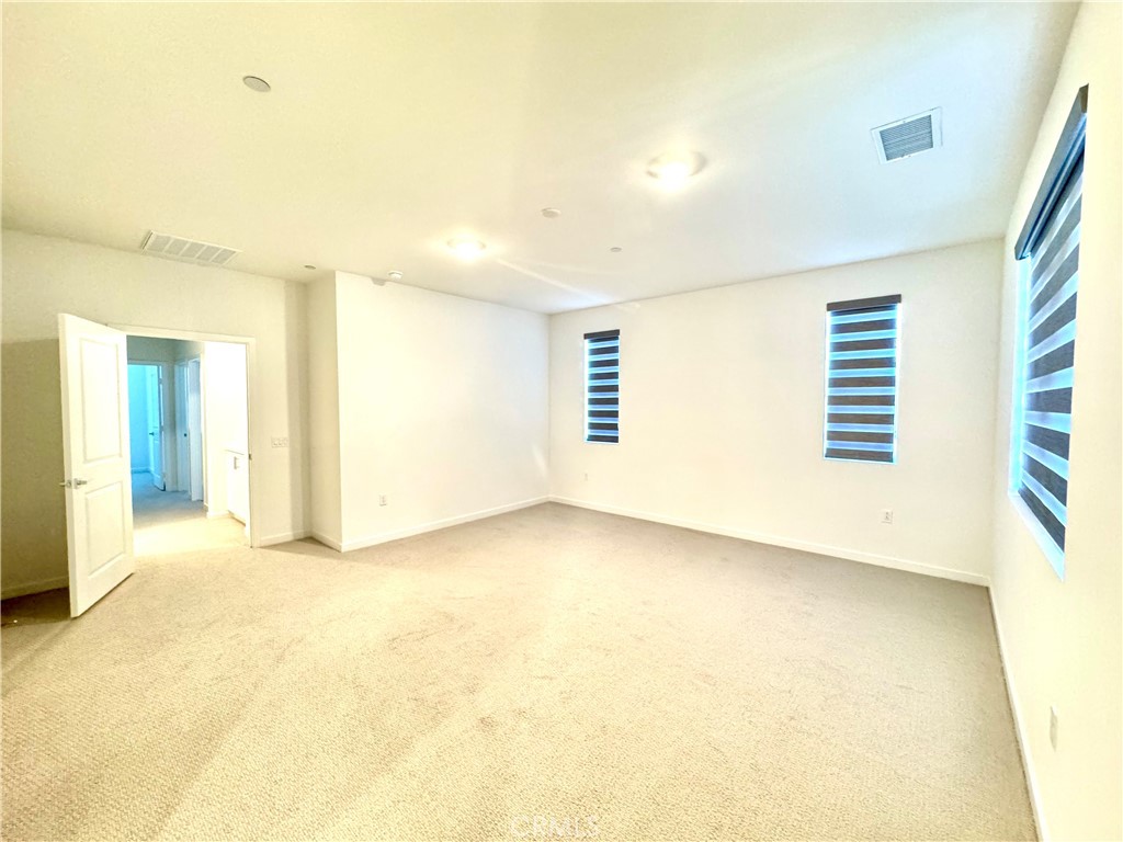 5826 Walden Ct Property Photo 14