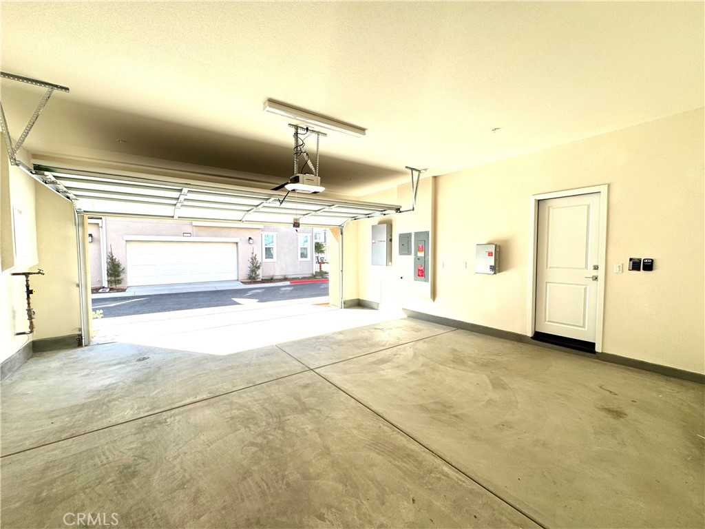 5826 Walden Ct Property Photo 26
