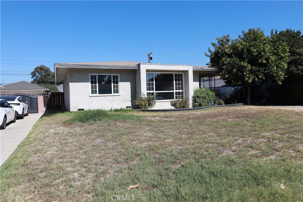 1445 E Workman Property Photo 2