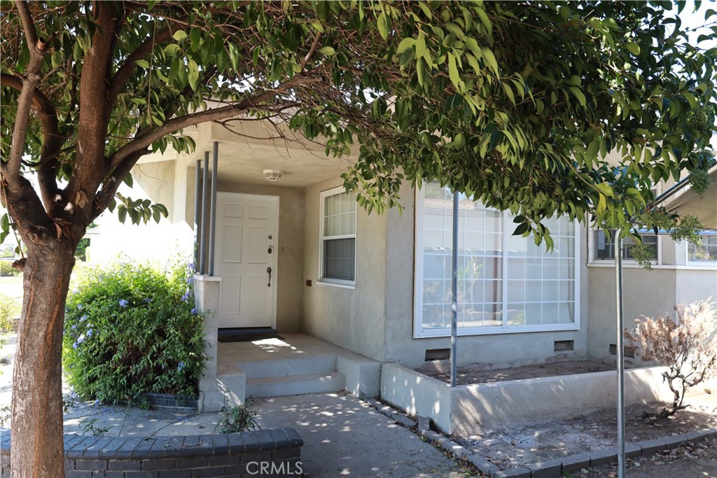 1445 E Workman Property Photo 5