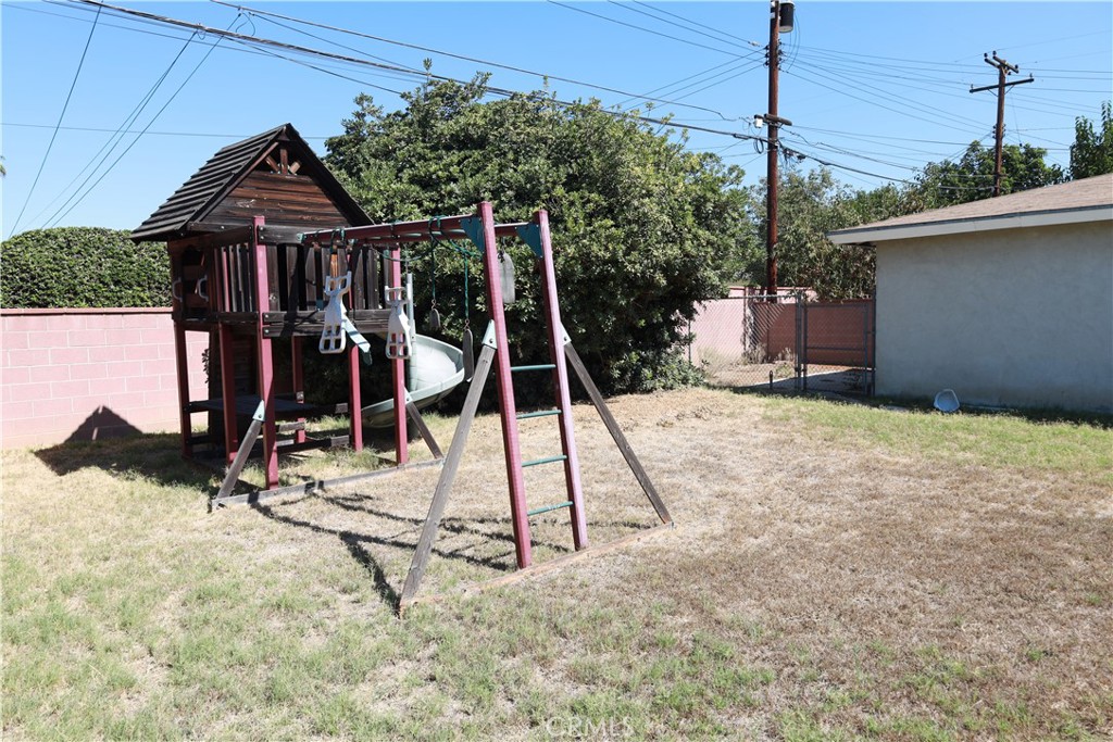 1445 E Workman Property Photo 36